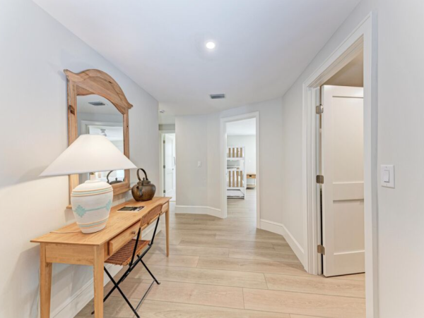 4-Bedroom Home with Private Dock in Anna Maria Island